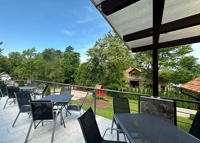 Csaladi Appartement *