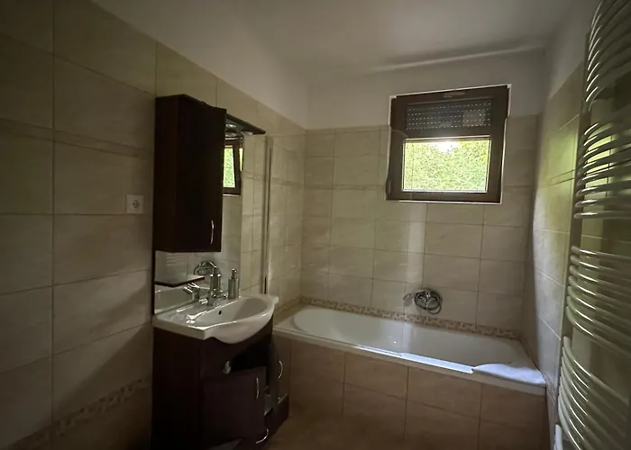 Csaladi * Balatonszemes