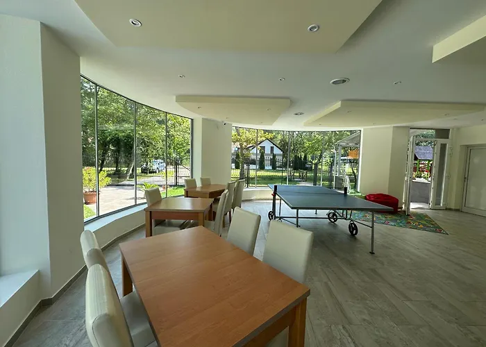 Csaladi * Balatonszemes